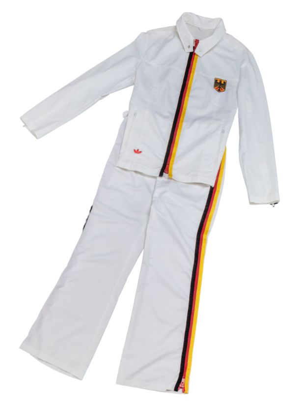 Trainingsanzug des Zehnkämpfers Guido Kratschmer von den Olympischen Spielen 1976 in Montreal