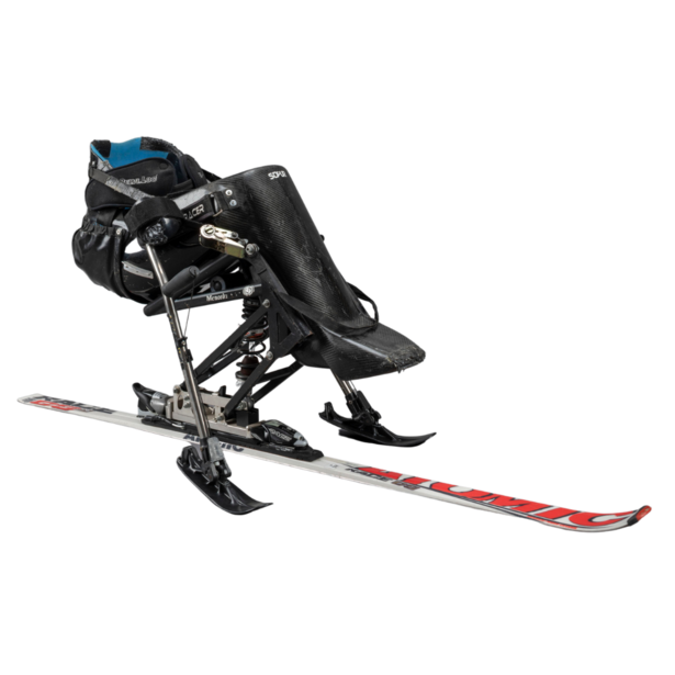 Monoskibob mit Stabilos (Krückenski) von Anna Schaffelhuber bei den Olympischen Spielen 2014 in Sotschi