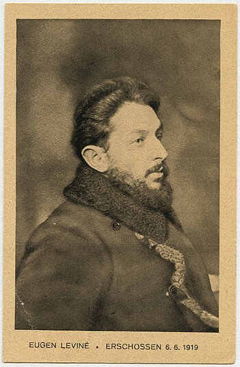 Portraitfoto des Kommunistenführers Eugen Leviné (1883-1919), der am 06.06.1919 erschossen wurde, Postkarte / Fotografie, Juni 1919