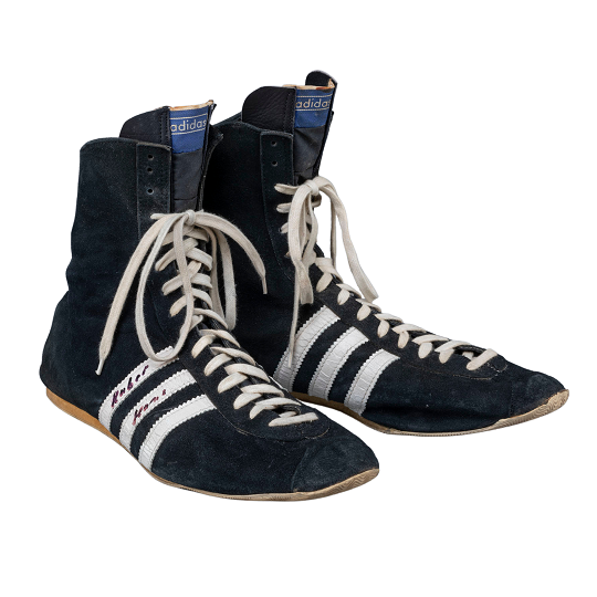 Boxschuhe der olympischen Wettkämpfe 1964 in Tokio des Schwergewichtsboxers Hans Huber
