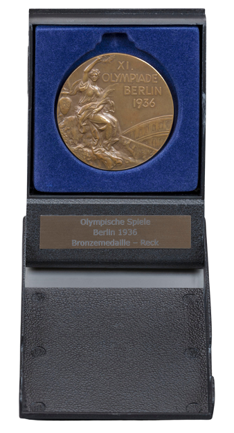 Bronzemedaille der Olympischen Sommerspiele 1936 in Berlin von Alfred Schwarzmann | Stadtarchiv Fürth/Helma Schwarzmann