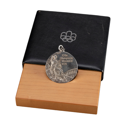 Silbermedaille des Zehnkämpfers Guido Kratschmer von den Olympischen Spielen 1976 in Montreal